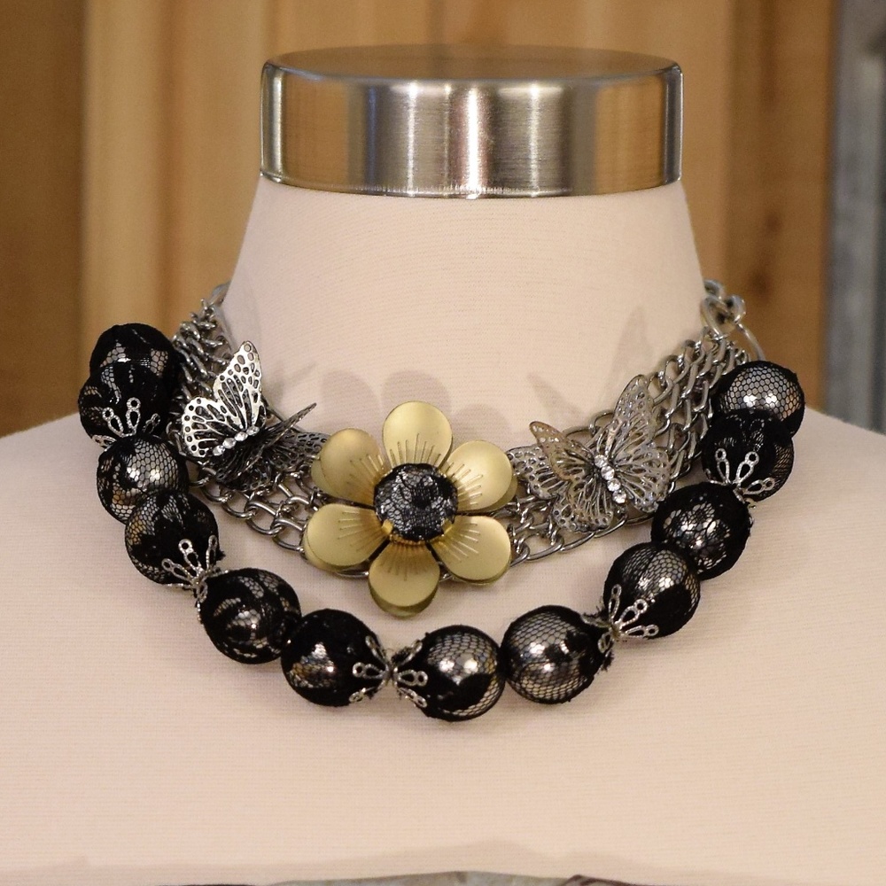 *2 for 20* Black and silver Statement Necklace